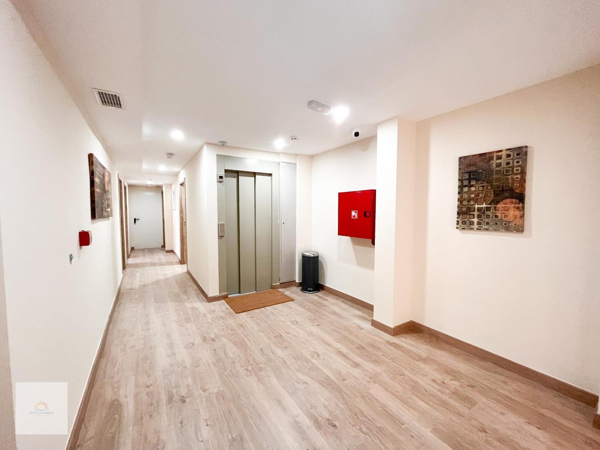 Hotel La Marina Elche Ла-Марина Экстерьер фото
