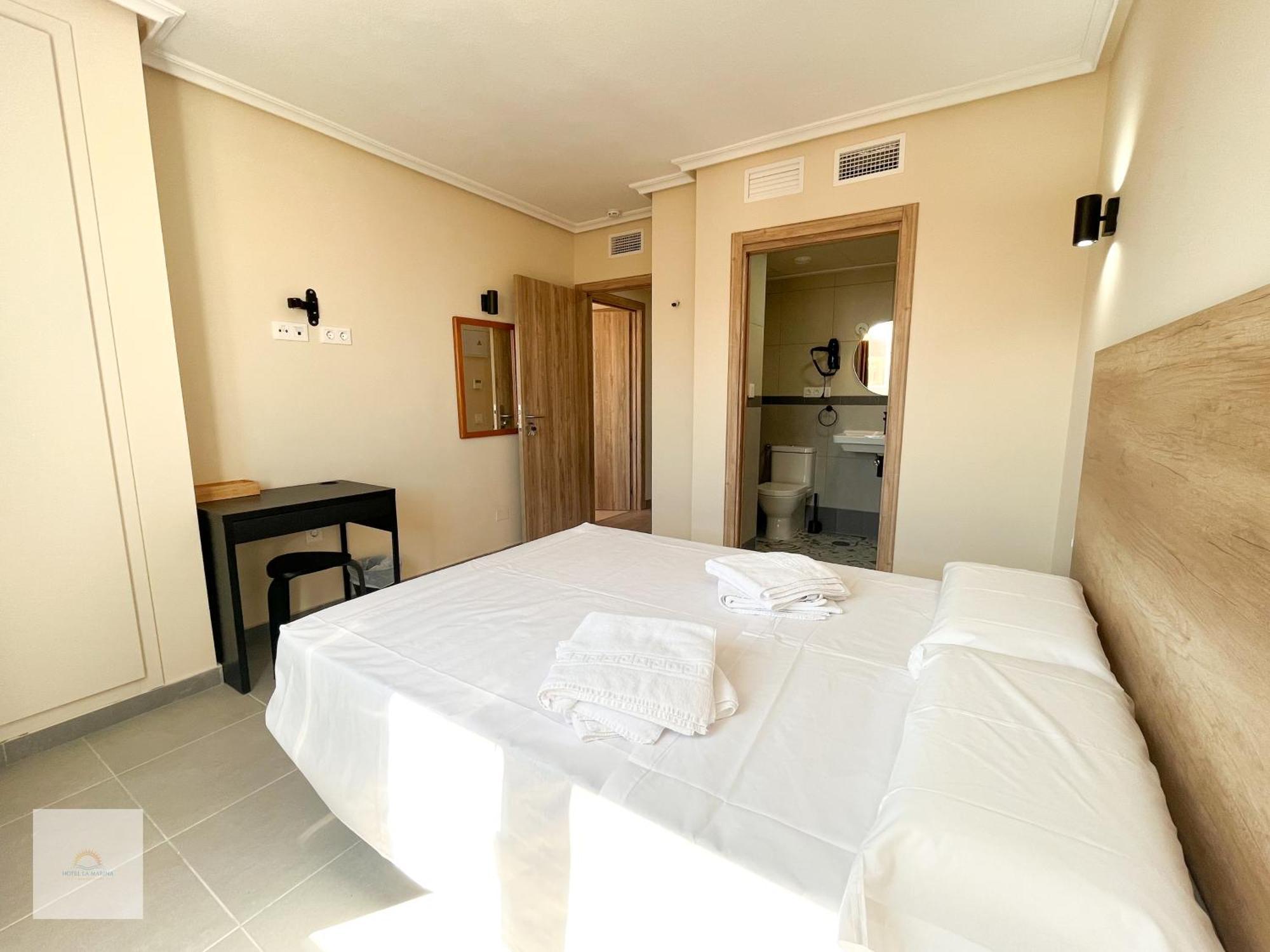 Hotel La Marina Elche Ла-Марина Экстерьер фото